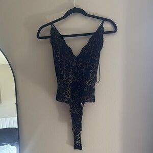 Elegant Black Lace Women's Top